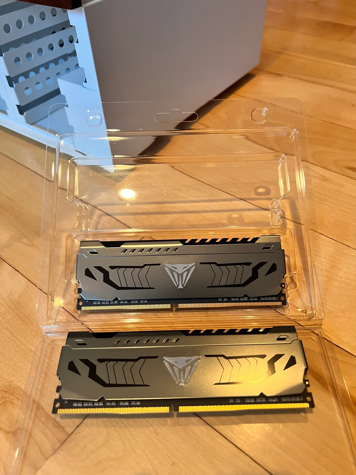 The Viper kit out of the blister